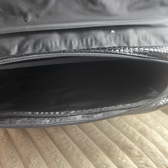 Givenchy Black Croc-Embossed Leather Wristlet Clutch with Gold Logo - Picture 5 of 6